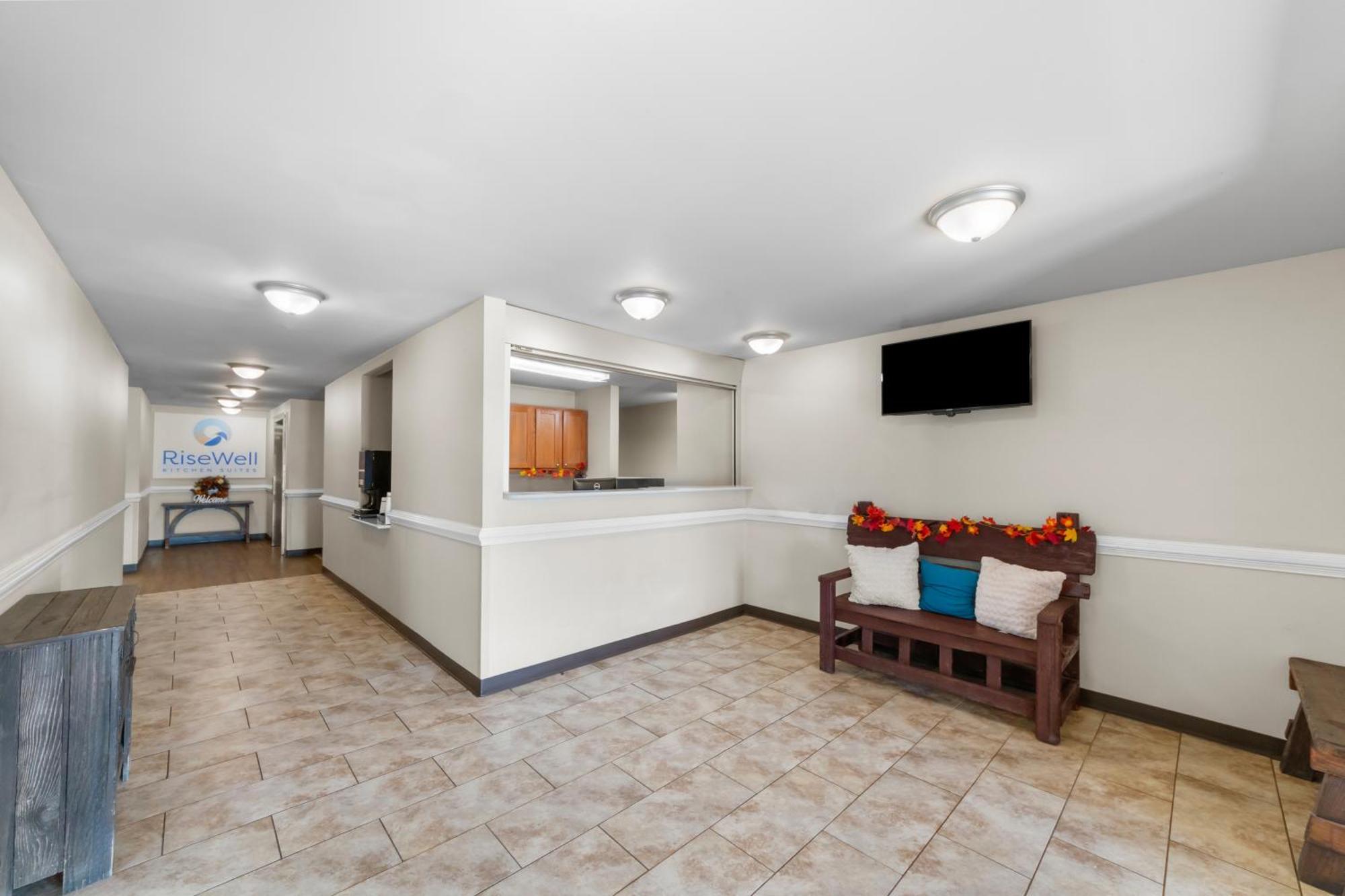 Risewell Kitchen Suites Pleasanton Exterior photo