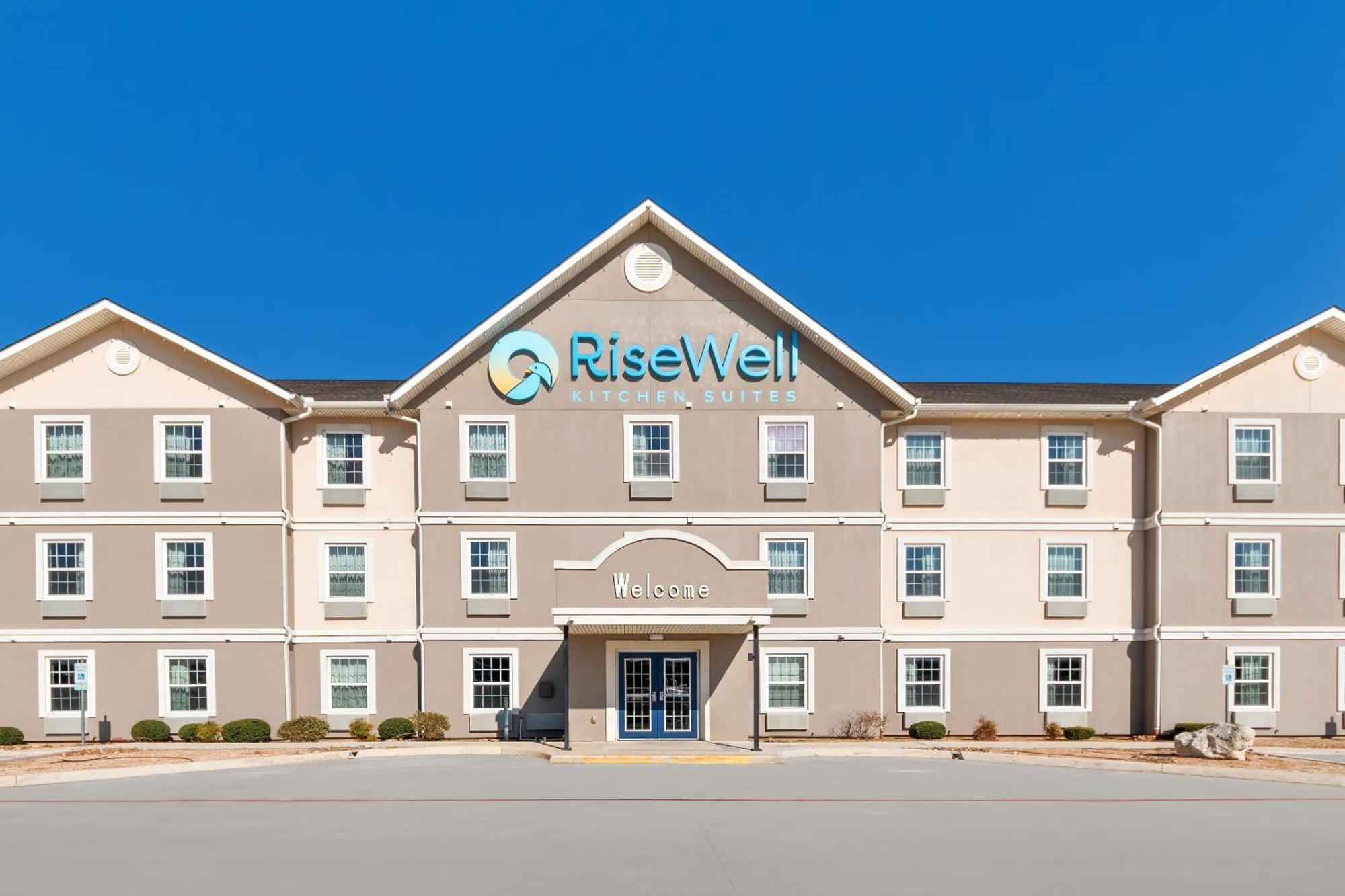 Risewell Kitchen Suites Pleasanton Exterior photo
